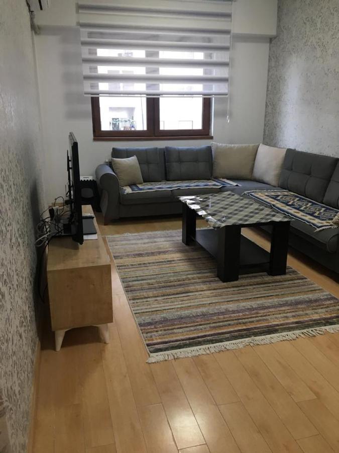 Two Rooms And Kitchen, Bathroom With Balcony Apartment Üsküp Dış mekan fotoğraf